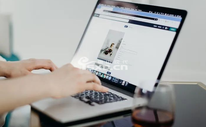 学平面设计培训班学费多少钱